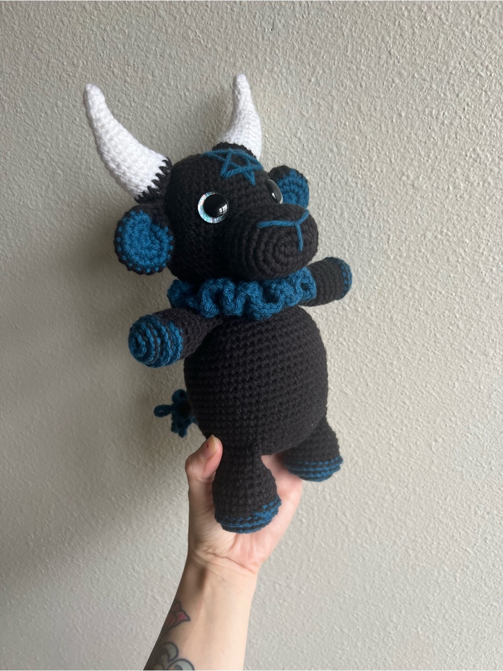 Crocheted Baphomet Goat ✨ - Picture 2 of 10
